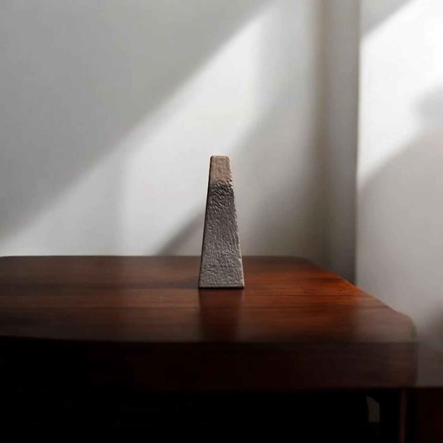Vase en Céramique - NeoAntiqueVase™ - Obélisque - Maison agréable